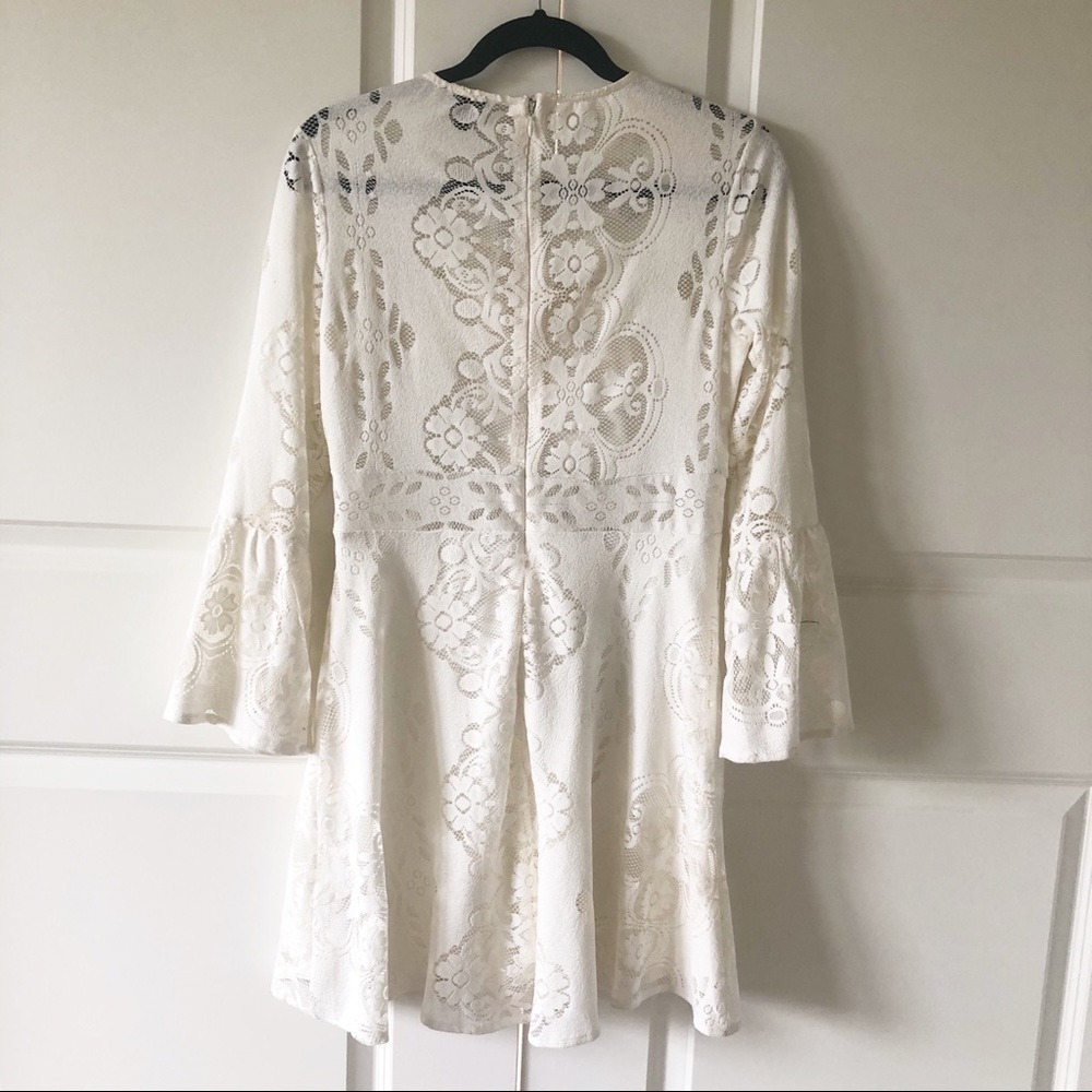 Topshop Boho Lace Flutter Sleeve Dress - Picture 8 of 12